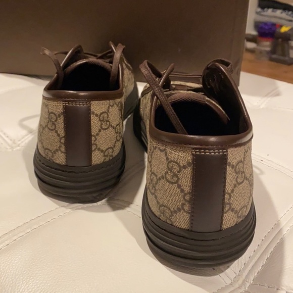 New classic dark brown GG Gucci sneakers, size 7 1/2 Gucci men, US 8.5-9 men - Picture 4 of 8